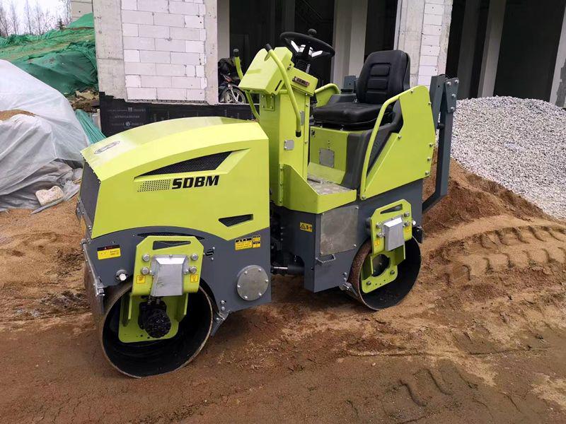 奔馬小型壓路機土方壓實、溝槽回填施工案例